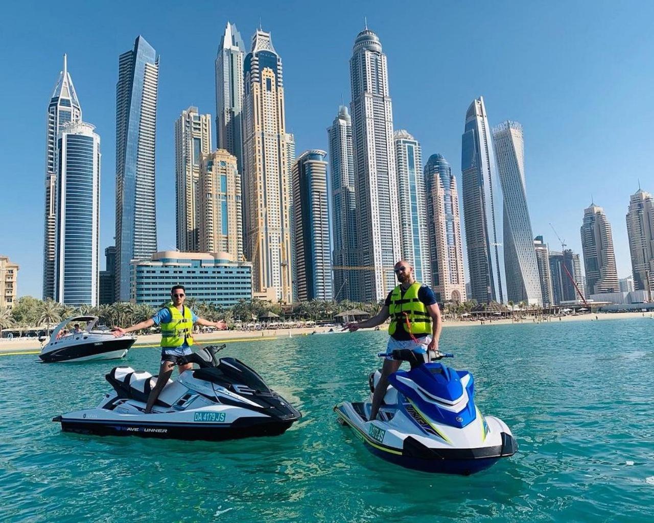 Urban Panda Hostel Marina Dubai Exterior foto